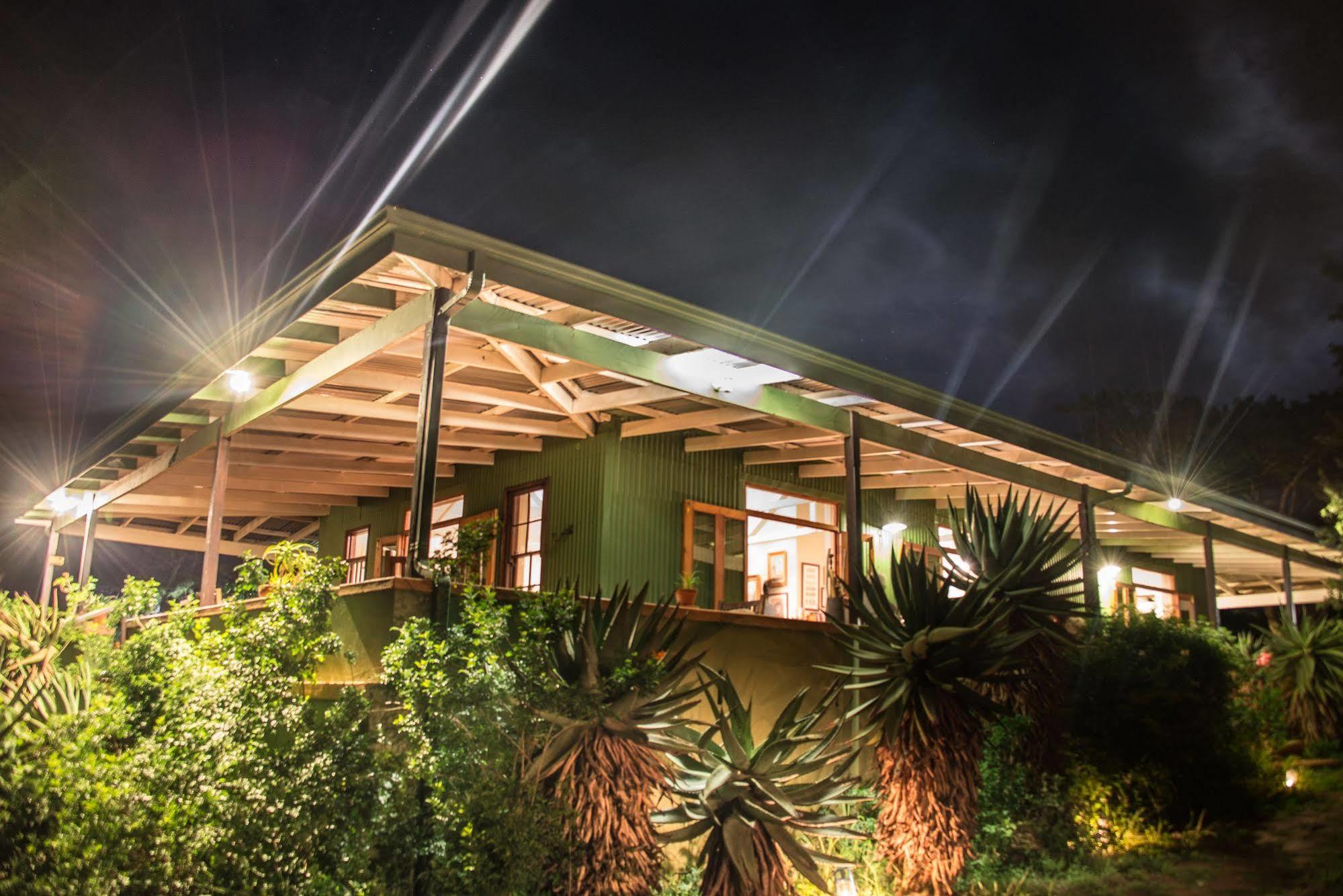 ברגוויל Three Tree Hill Lodge מראה חיצוני תמונה